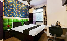 Hotel Akash Continental Near Hari Nagar Couple Friendly